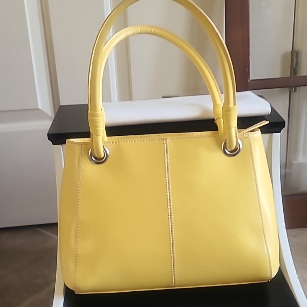 Black Rivet Small yellow tote